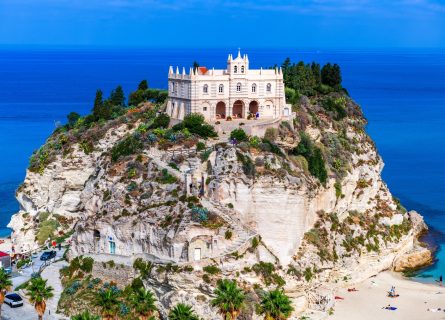 Santa Maria dell’Isola – Enchanting Sanctuary in Tropea