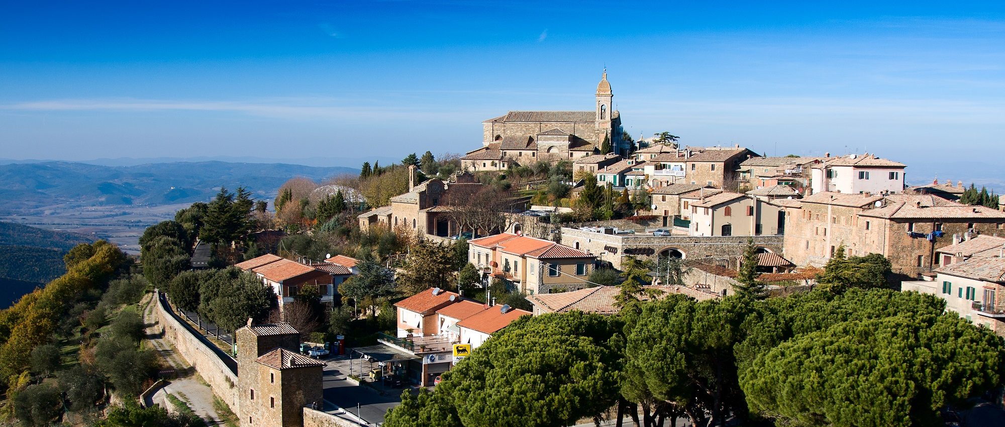 Montalcino, Tuscany » Travel Guide » CellarTours